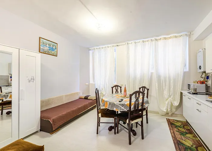 Deluxe Apartments Pantheon