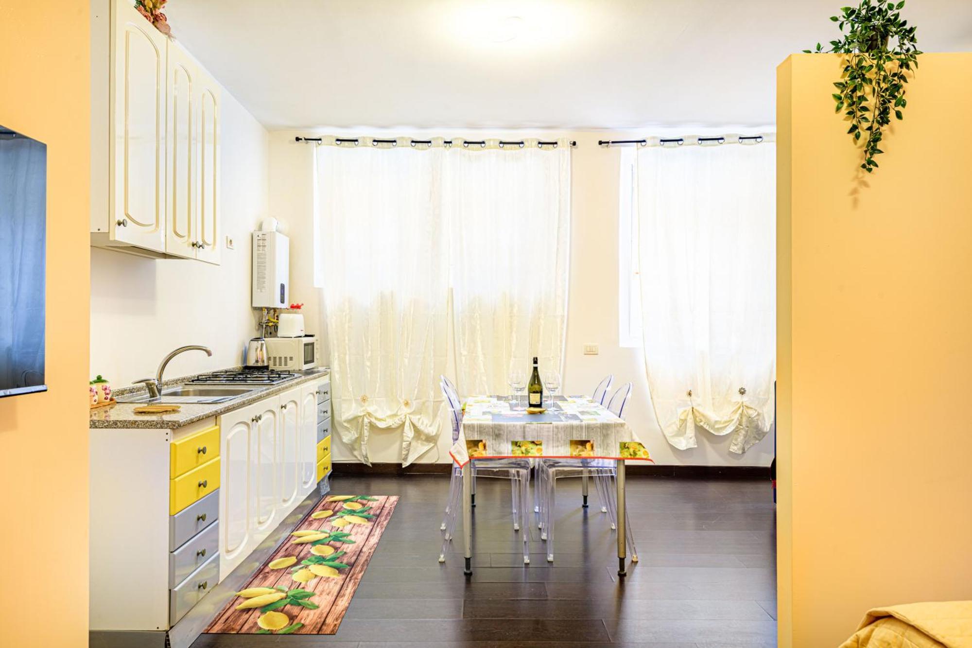 Deluxe Pantheon Apartment *