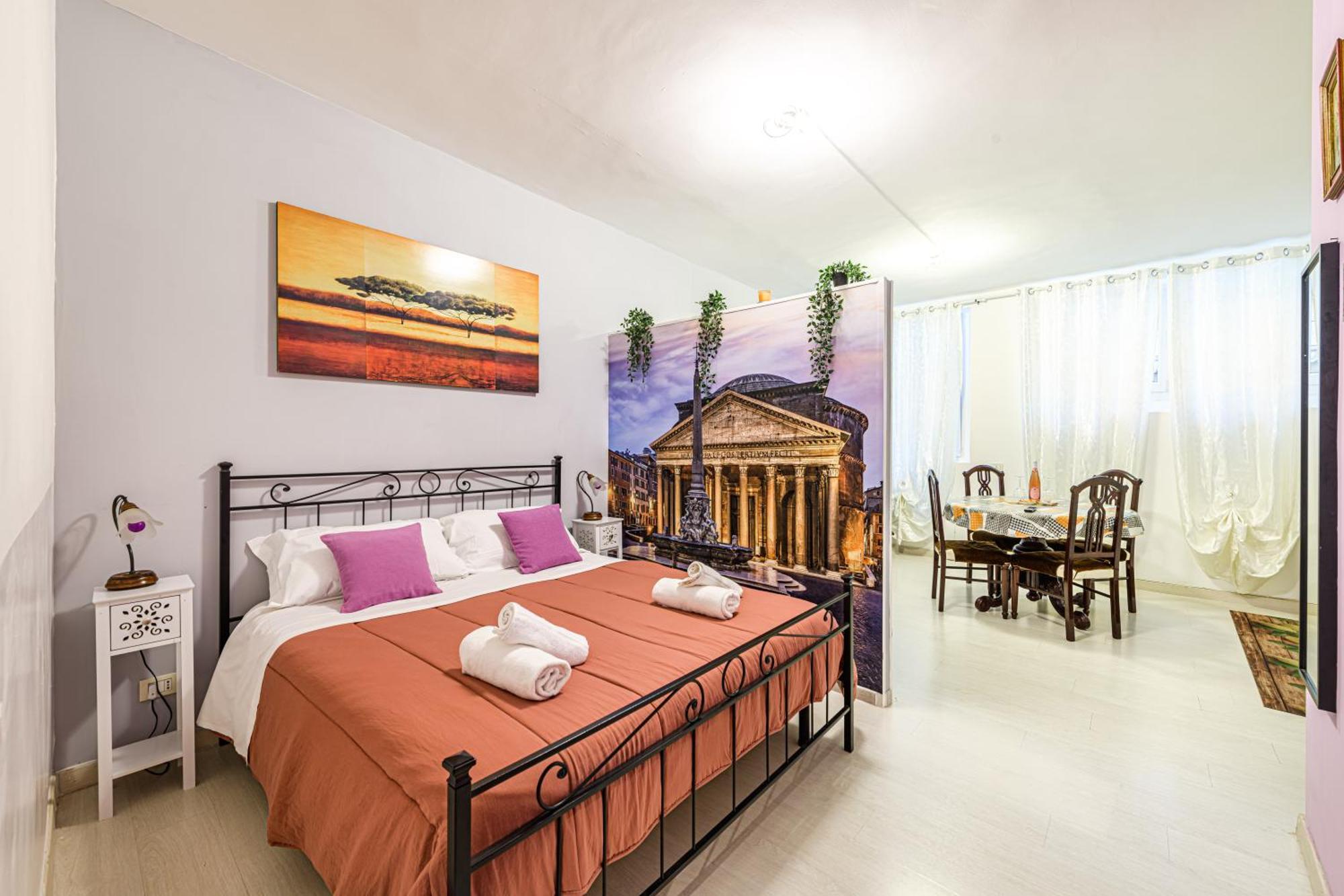 Deluxe Pantheon Apartment *